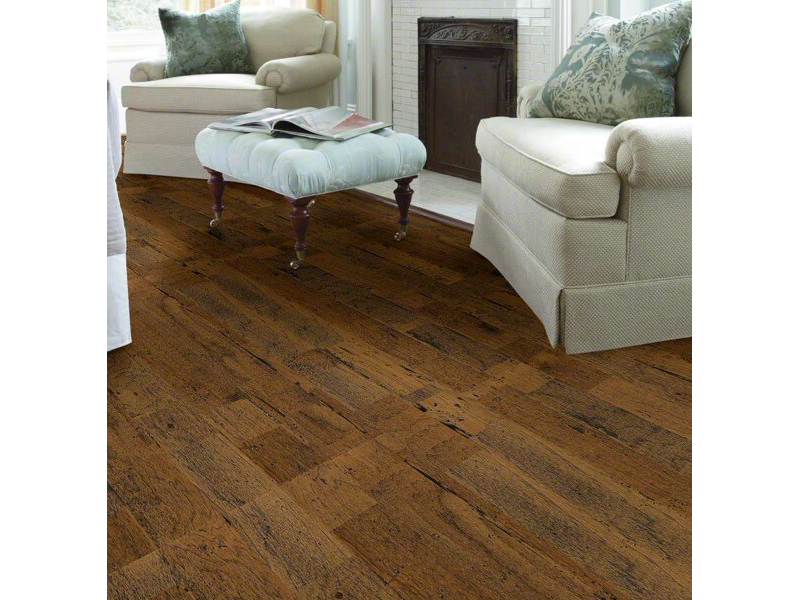 shaw-distressed-hardwood-800x600