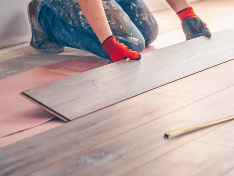hardwood-flooring-install-800x600